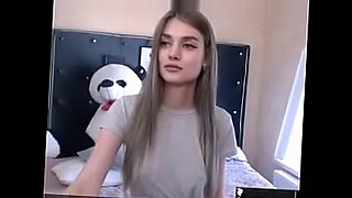 pussy 18 year old girl hd