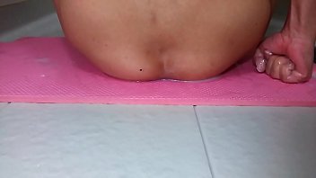 teen trys anal
