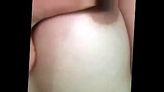 mi novia quiere leche en la boca
