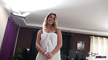 lana rhodes gets pulled and massaged on the table xxx