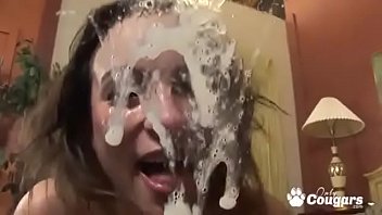 homemade cuckold creampie cleanup