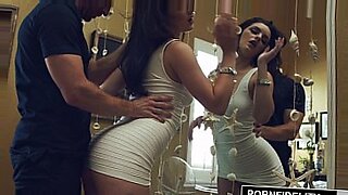 download big tits in tight dress softcore videos