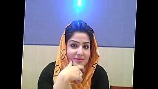 pakistani muslim wife get big tits massages and plays with pussy