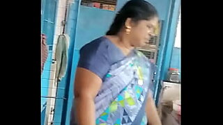 indian woman boobs press in bus hidden cam
