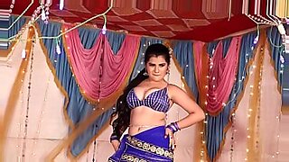 bhojpuri aunty in saree sex video downlod