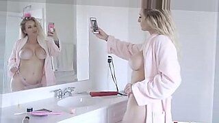 sunny leon first time sex movie
