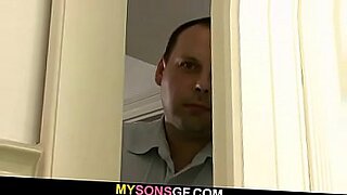 step mom sex son inside the bedroom while dad was slipeng