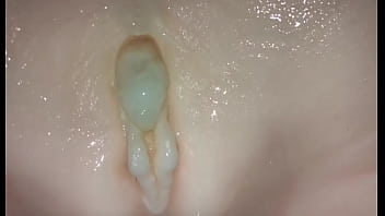 homemade cuckold creampie cleanup