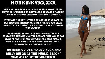 ultra hot women naked on the beach