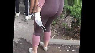 rachel starr wearing tight jeans shorts shaking her ass