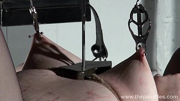 muscle girl on sybian