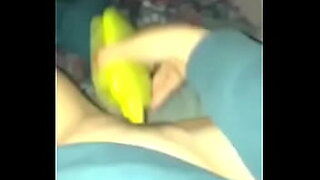 sexy teen with sexy feet masturbating