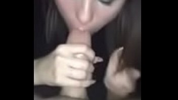 young girlfriend oral sex orgasm