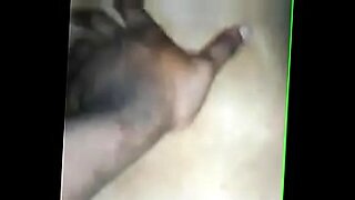 husband eats black cum out of plump wife pussy