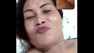 asian mature mom very horny lesbian