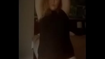 tj powers fuck waiter in her bungalow in summer holidays