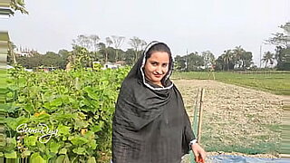bangladeshi girl mousumi