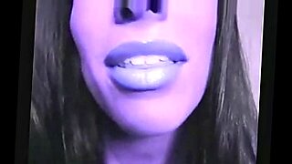 lipstick sissy cam