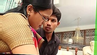 indian boy touching and rubbing girl tits in bus